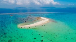 【半日】映えスポット幻の島上陸！ 泳がないけど人気の絶景スポットへ行きたい人に！