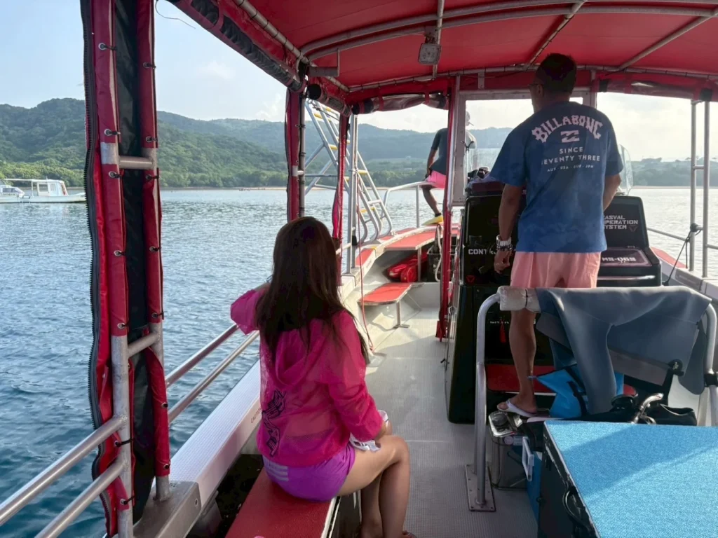 初めてでも安心な幻の島シュノーケリングツアーの様子