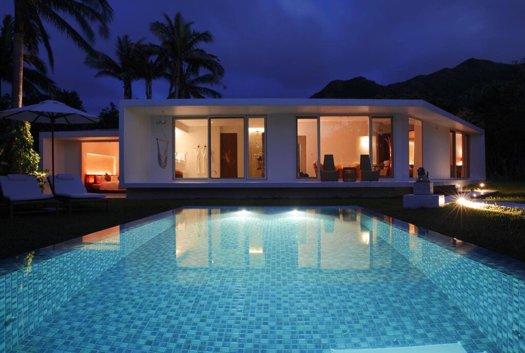 石垣リゾートホテルのラグジュアリーな館内とリゾート空間